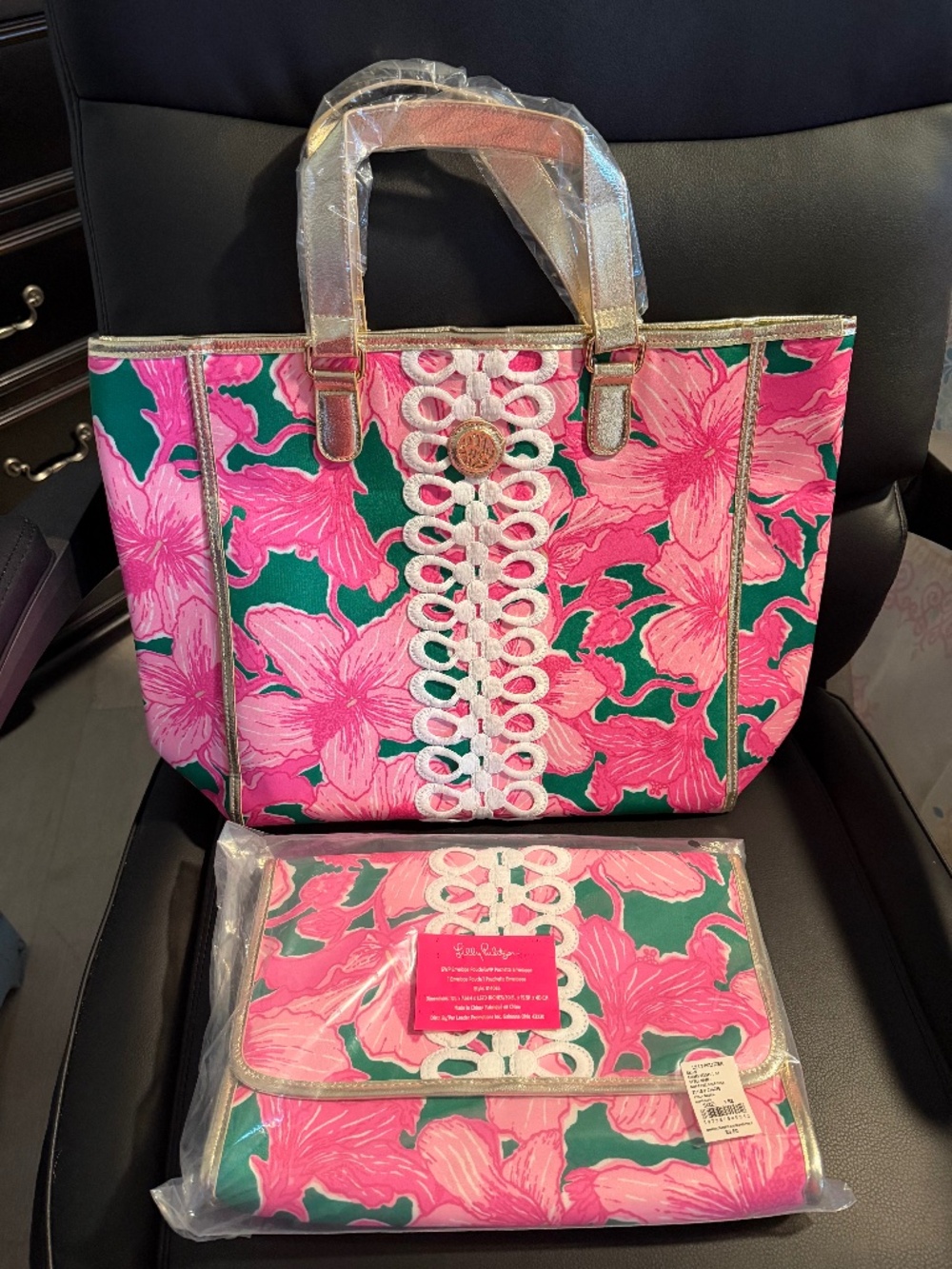 Lilly Pulitzer Tote and Envelope Clutch Hibis Kiss NWT SET
